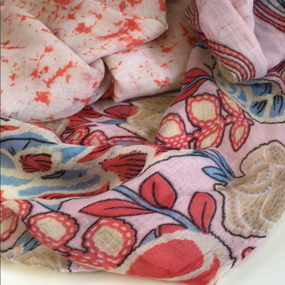 infinity scarf - Picture 3 of 3